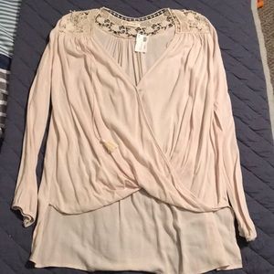 Long-sleeves ivory shirt